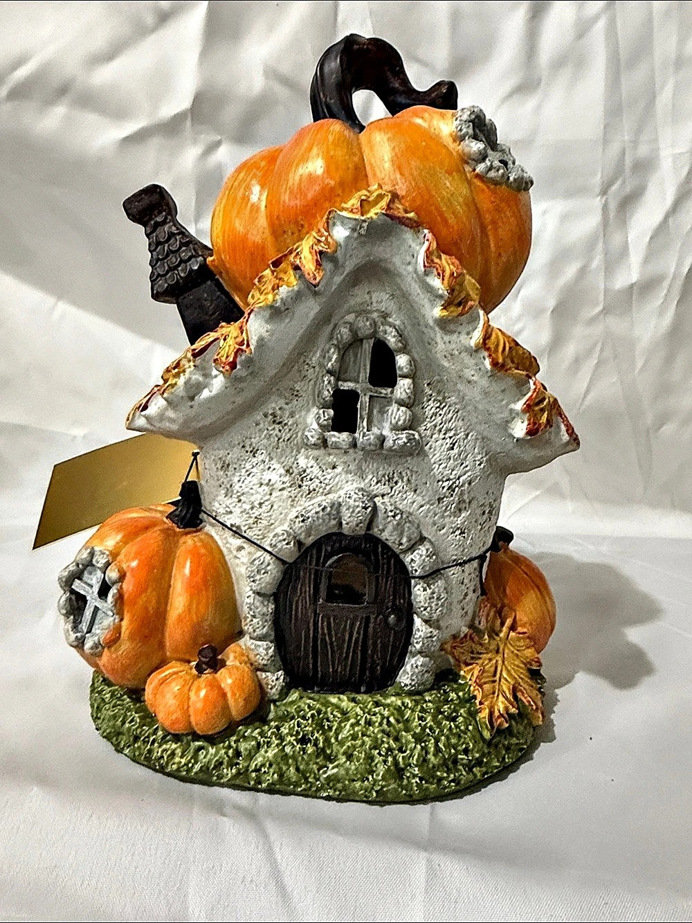 Halloween Creations LED Lighted Decor Pumpkin House NWT